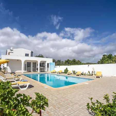 Apartment Quinta Girassol-5 By Interhome